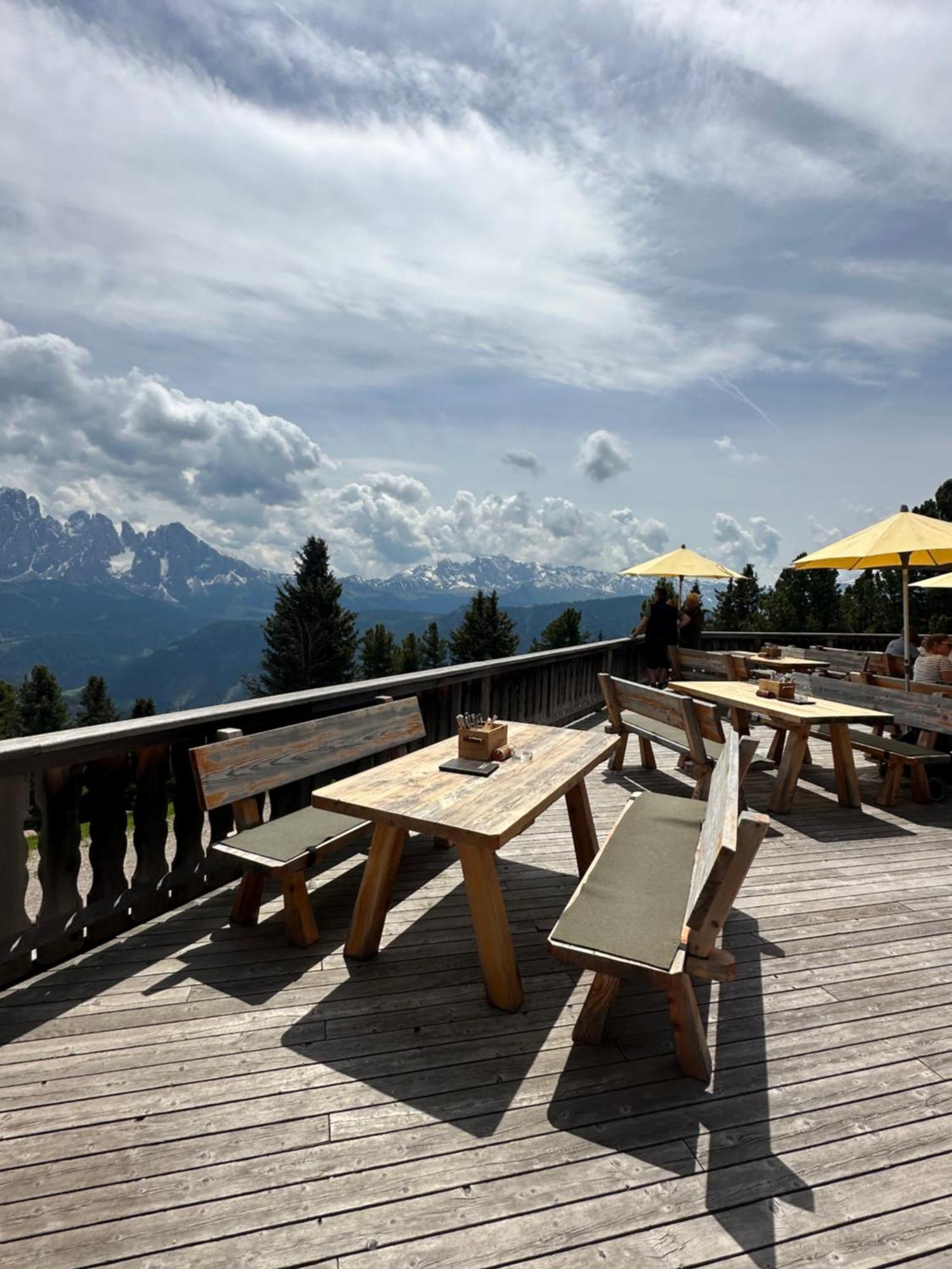 Chalet Da Mont Resciesa Ortisei Exterior photo